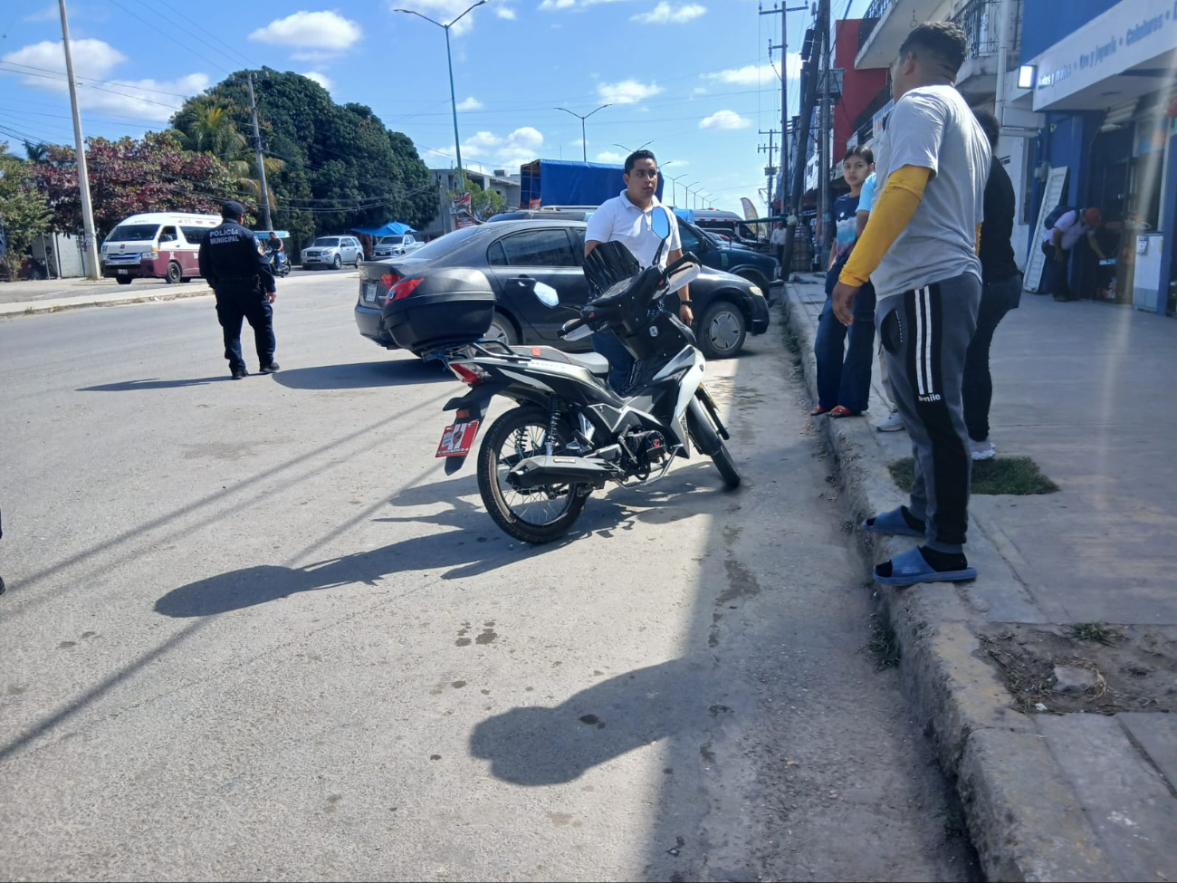 El accidente ocurrió en el cruce de avenida Justo Sierra Méndez y calle 31.