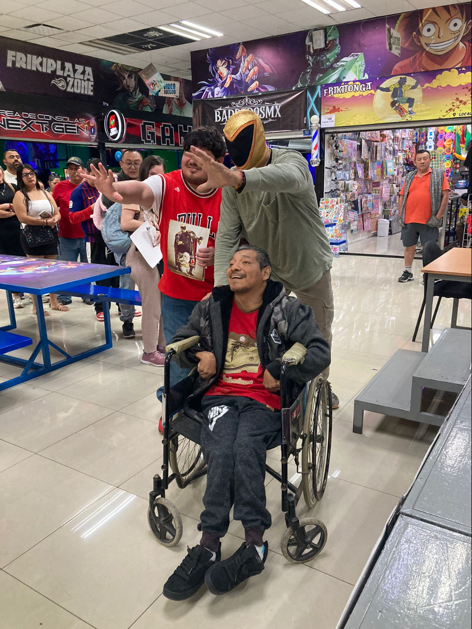 El luchador mostró cercanía y agradecimiento con sus seguidores.