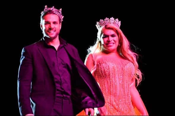 Wendy Guevara, Coronada con Nicola Porcella como reyes del espectáculo