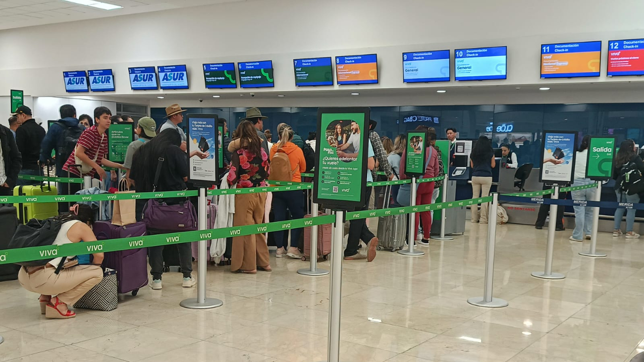 Cancelan vuelo de United a Houston por avería en Boeing 737 en Mérida