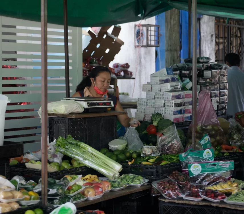 El aumento en precios reduce la capacidad de compra y eleva el costo de vida en la ciudad