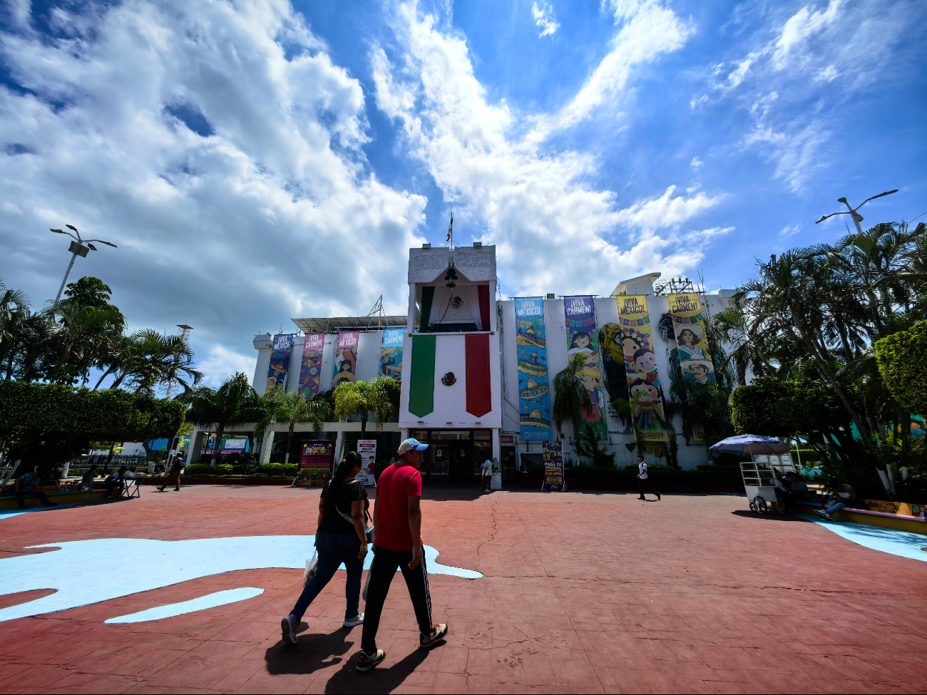 Reclaman atraso en bonos de antigüedad.