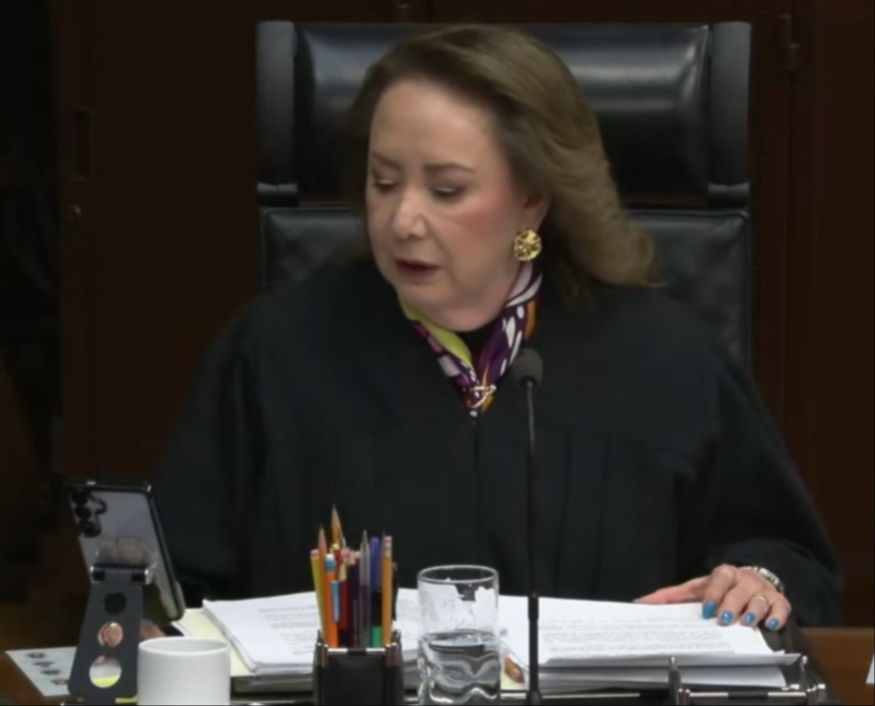 La ministra Yasmín Esquivel Mosso buscó en cuatro intervenciones abogar a favor de Xcaret, incluso elevando el Tren Maya a nivel de marca que el grupo económico Quintana-Condstandse