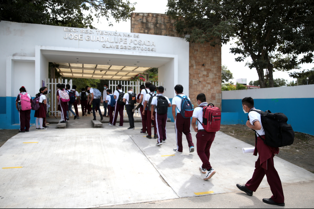 Se han detectado casos de estudiantes que ingresan con armas a planteles.