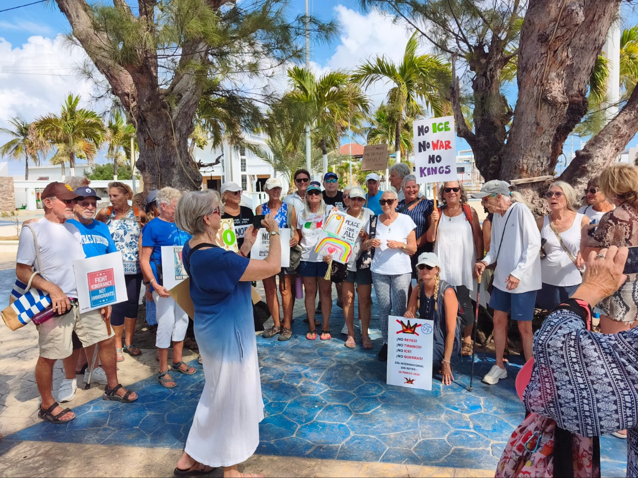 Algunos señalaron que la actitud  de Trump no refleja el sentir del pueblo estadounidense