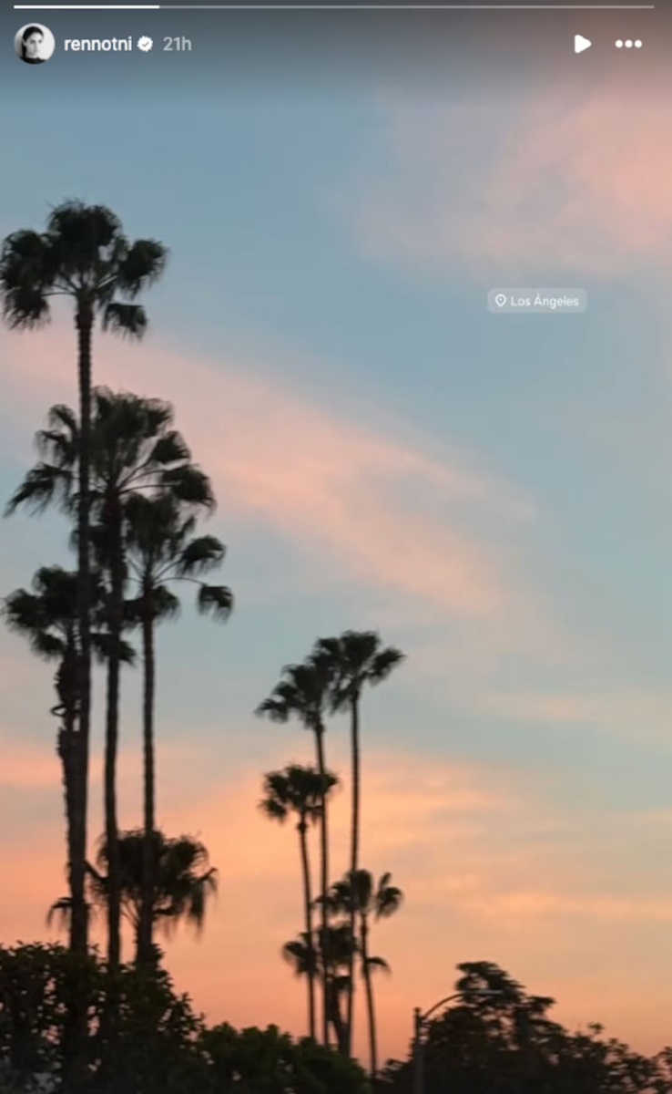 Renata Notni reaparece en redes sociales.