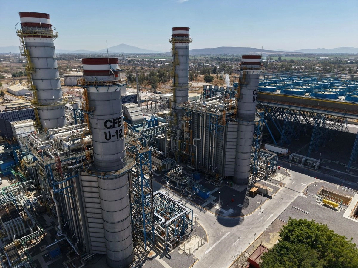 Anuncia plan de inversión mixta en energía