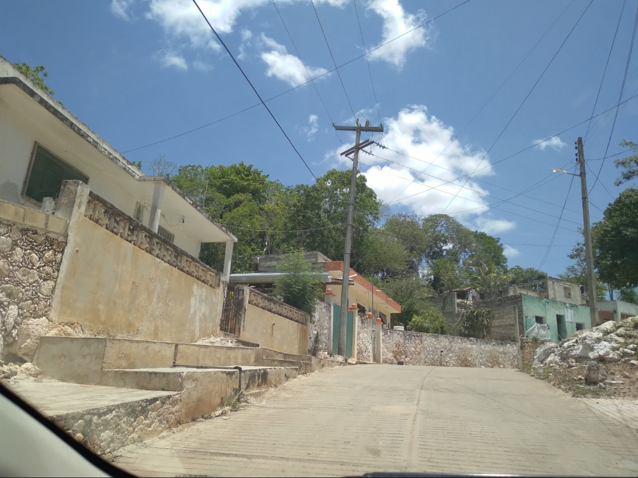 Pobladores denuncian bajo voltaje y fallas constantes del servicio.