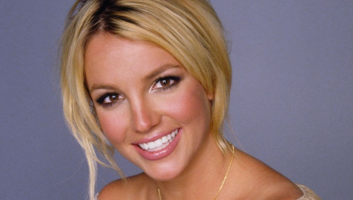 Hallan pastillas en el auto de Britney Spears tras detención policial.