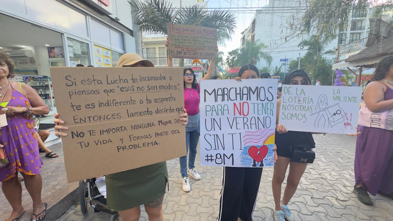 Las mujeres se expresaron y exigieron justicia para todas.