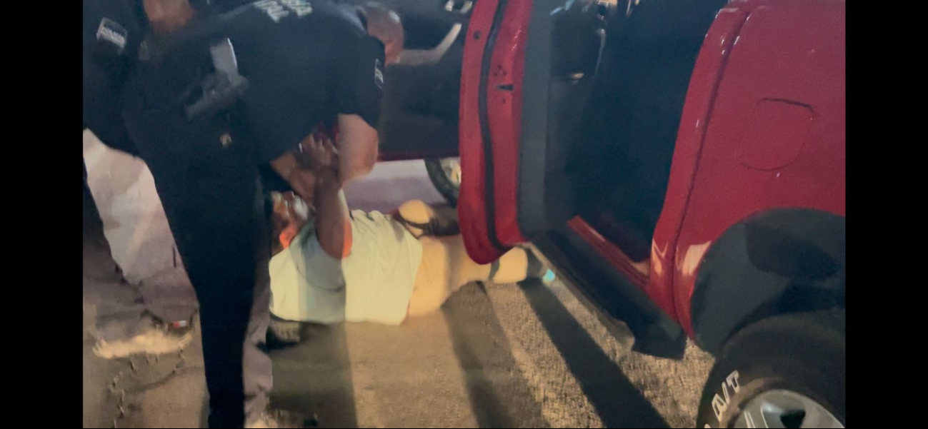 Servidor público amenaza a Derechos Humanos tras dar positivo en alcoholímetro