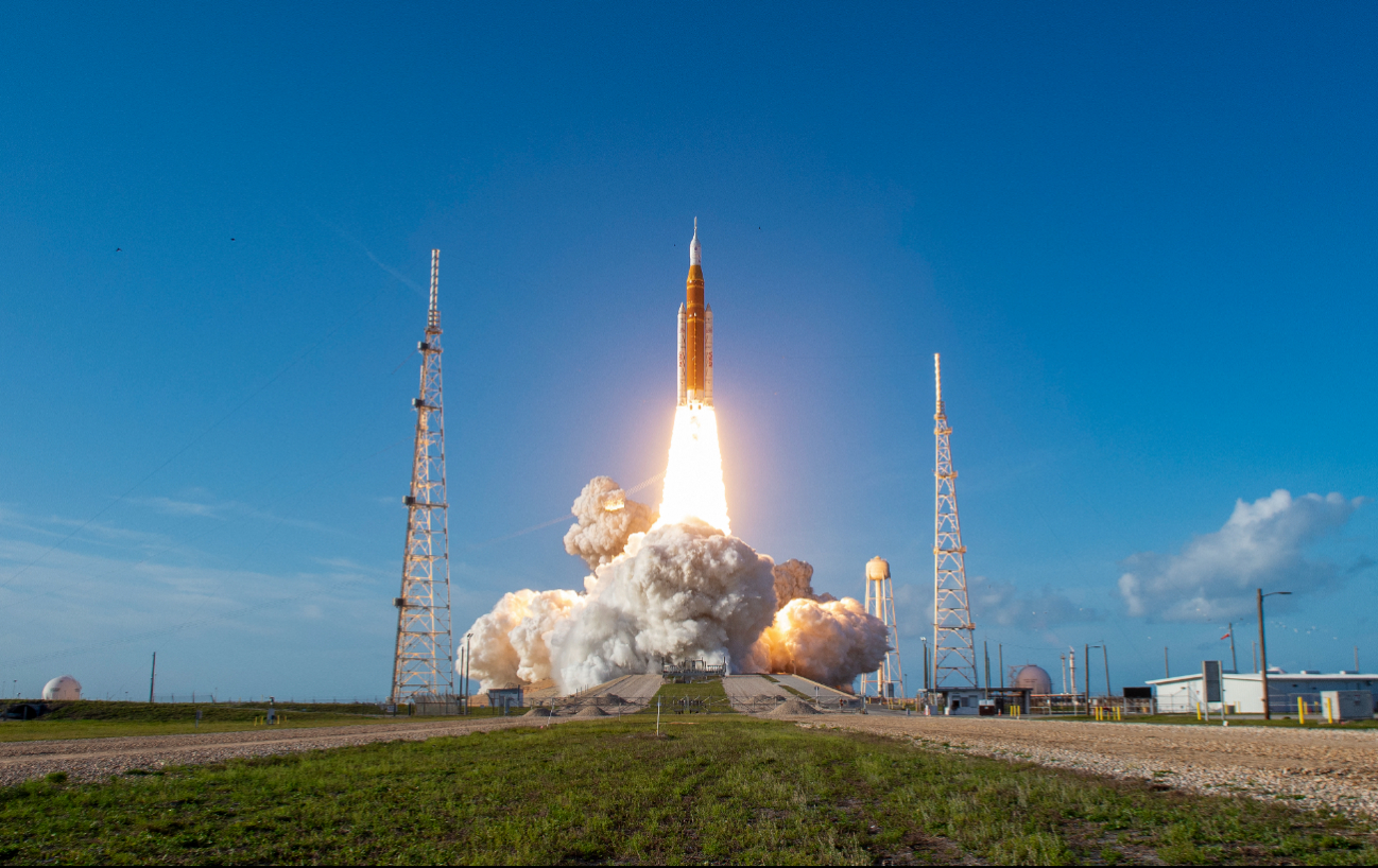 La primera mujer en viajar a la Luna va en el Artemis II, otro hito para la humanidad.