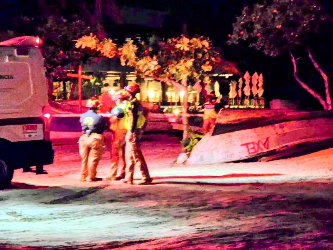 El cuerpo fue hallado tendido en la franja costera con lesiones visibles