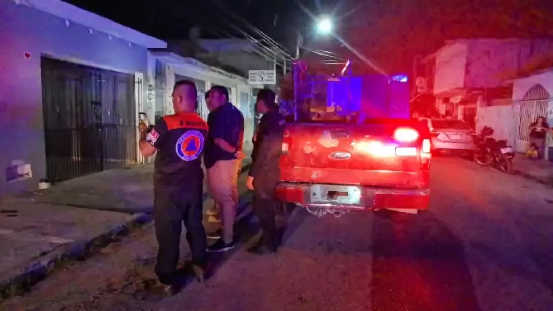 Un cortocircuito genera movilización de emergencia en la colonia Aviación.