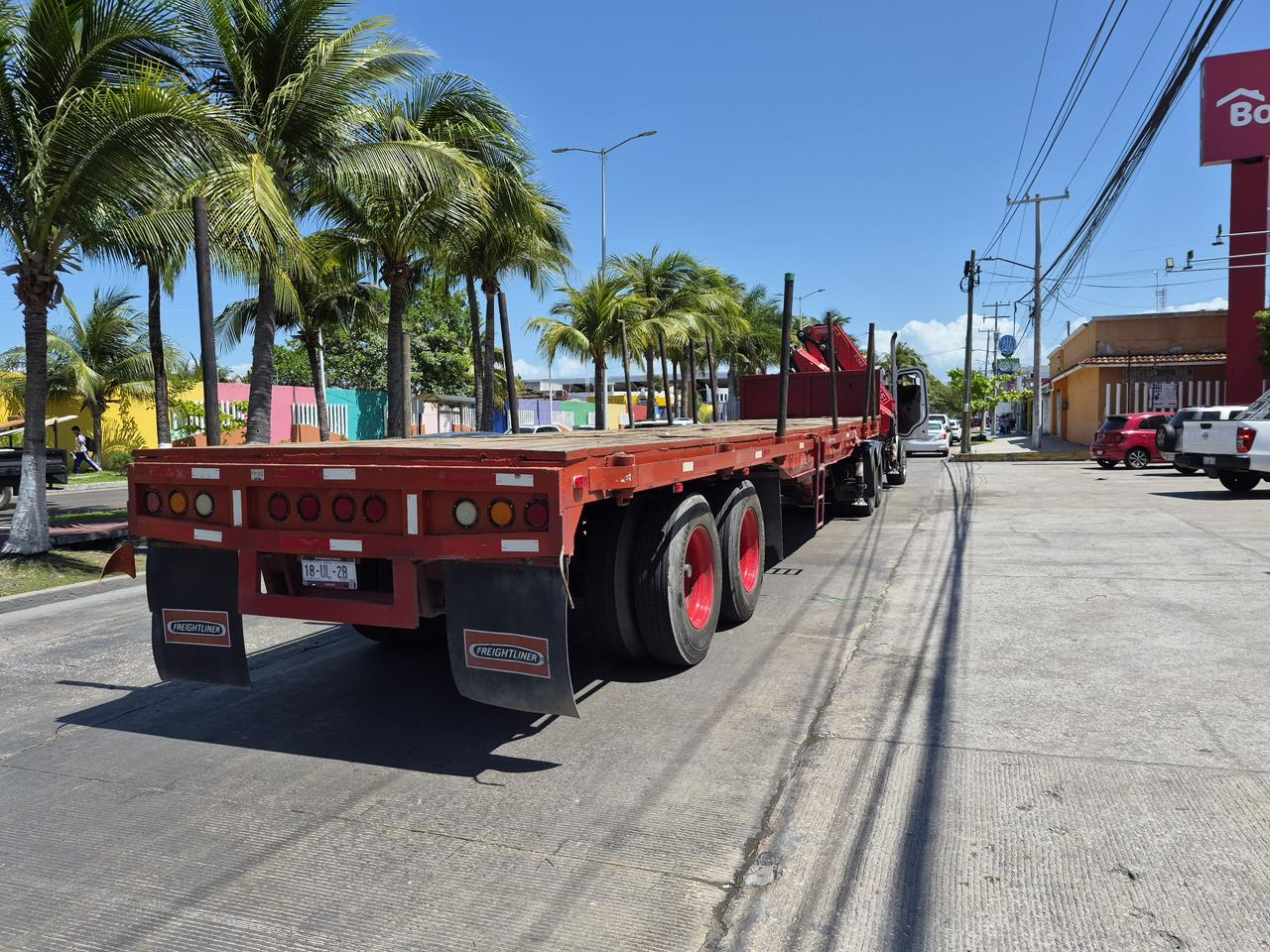 Tránsito Municipal acudió para el deslinde de responsabilidades.