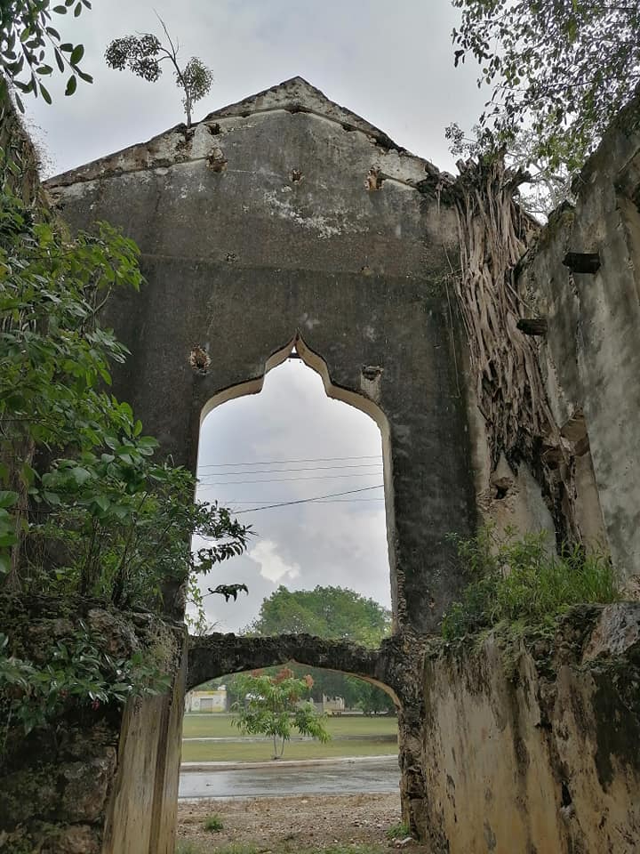 Hoy permanece en abandono, pese a su valor histórico y turístico.