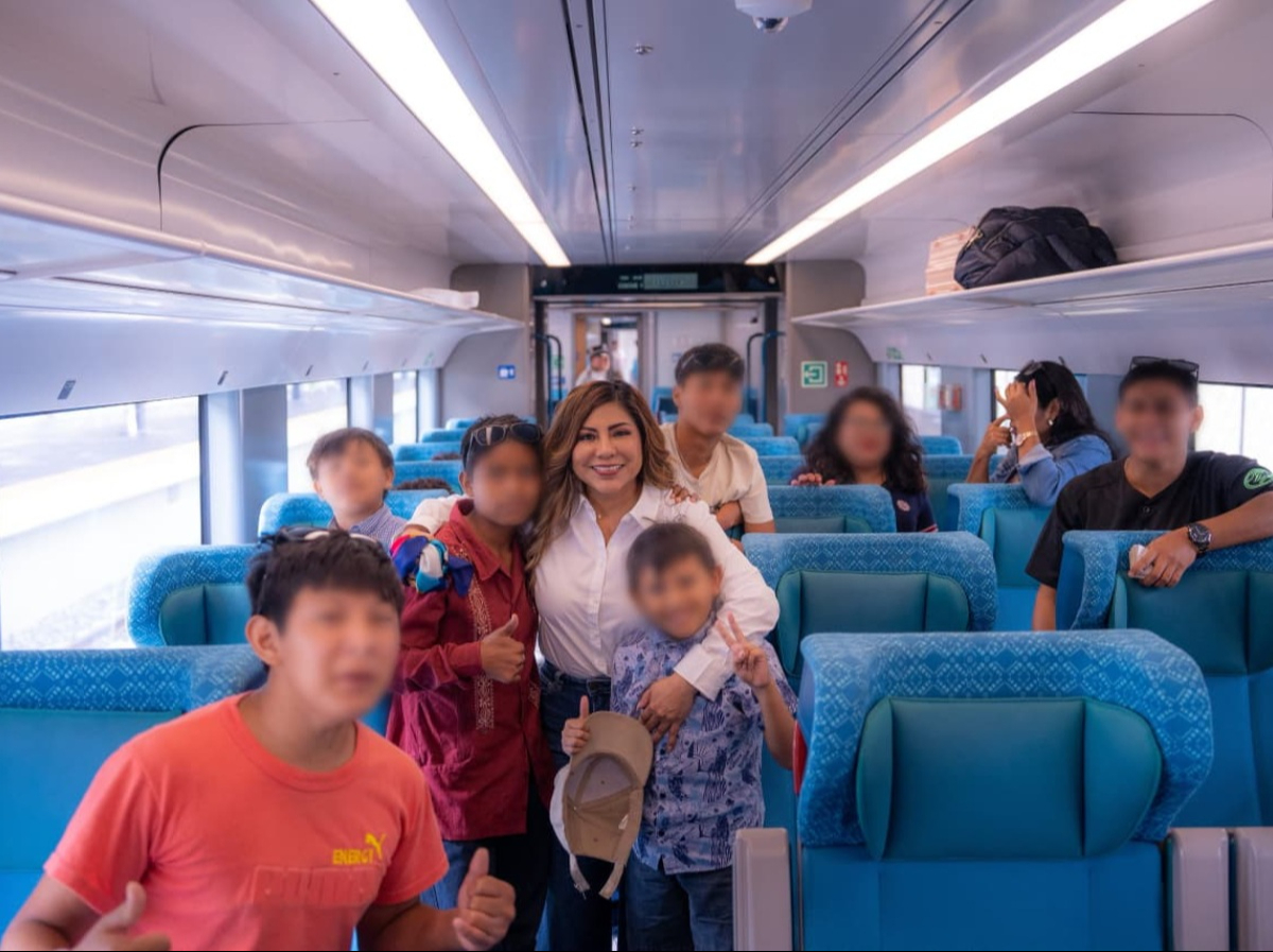 Niños de Casa Otoch viajan a Cancún en el Tren Maya.