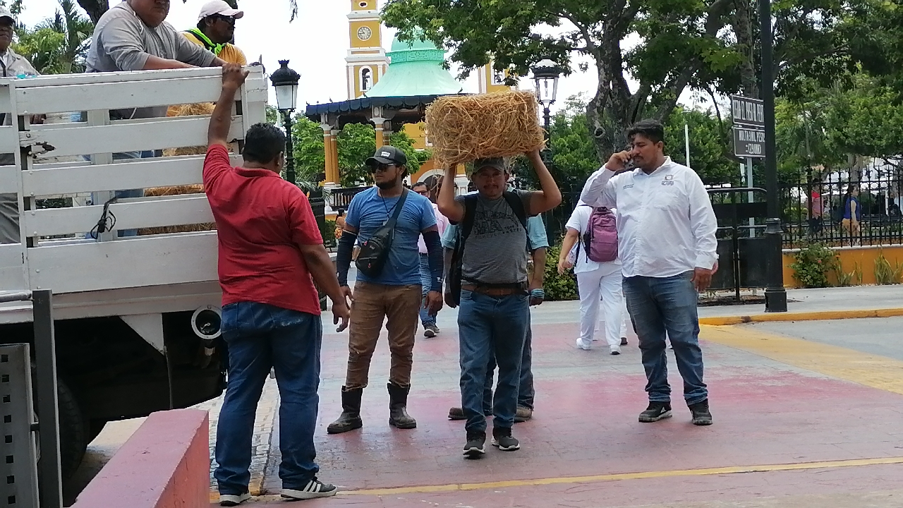 Exige la firma de minutas 2026 con mejoras salariales y respeto a derechos laborales.