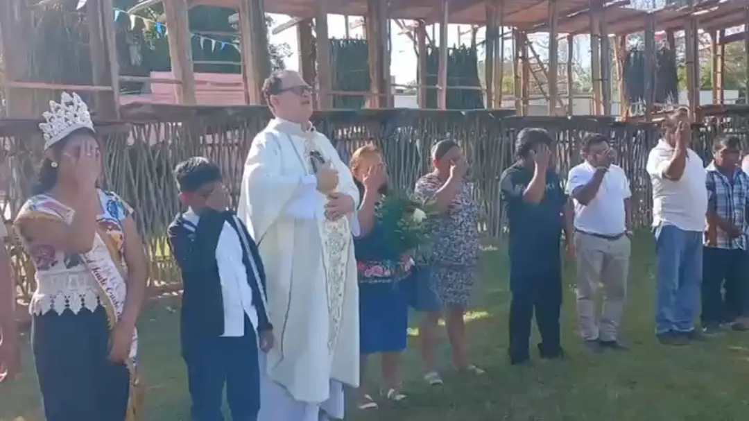 La celebración honra al Santo Cristo de Amor, patrono de la comunidad.