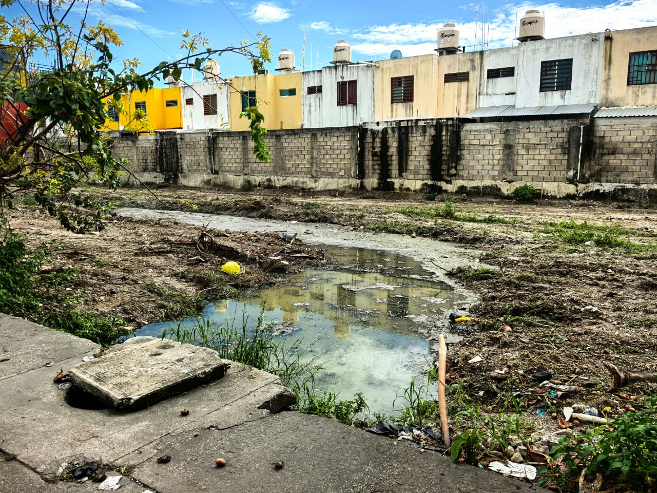 Opacidad y contratos irregulares marcan gestión en Ciudad del Carmen