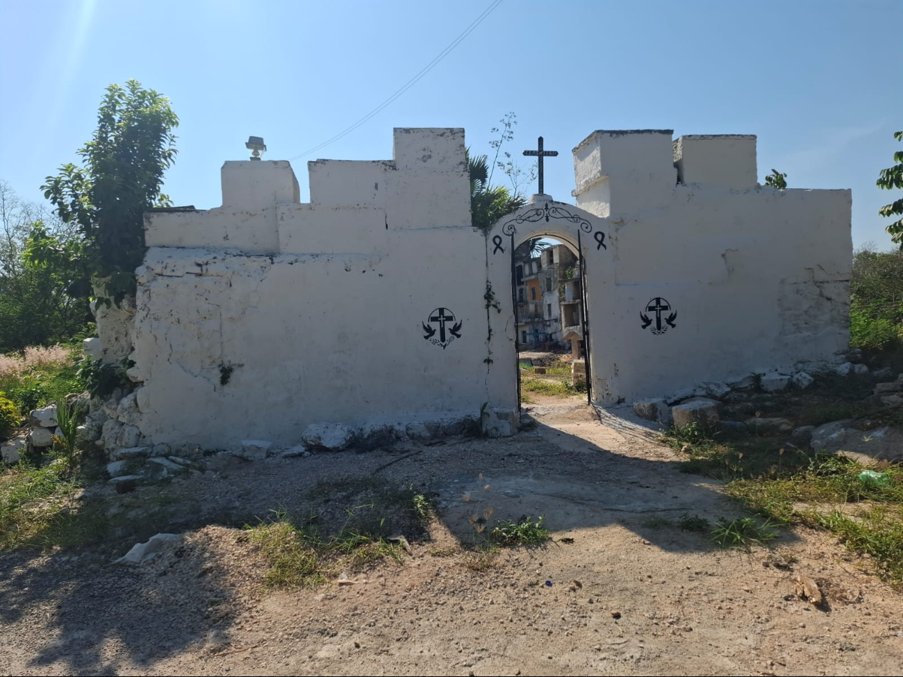 En la zona hay vestigios arqueológicos y restos de utensilios antiguos.