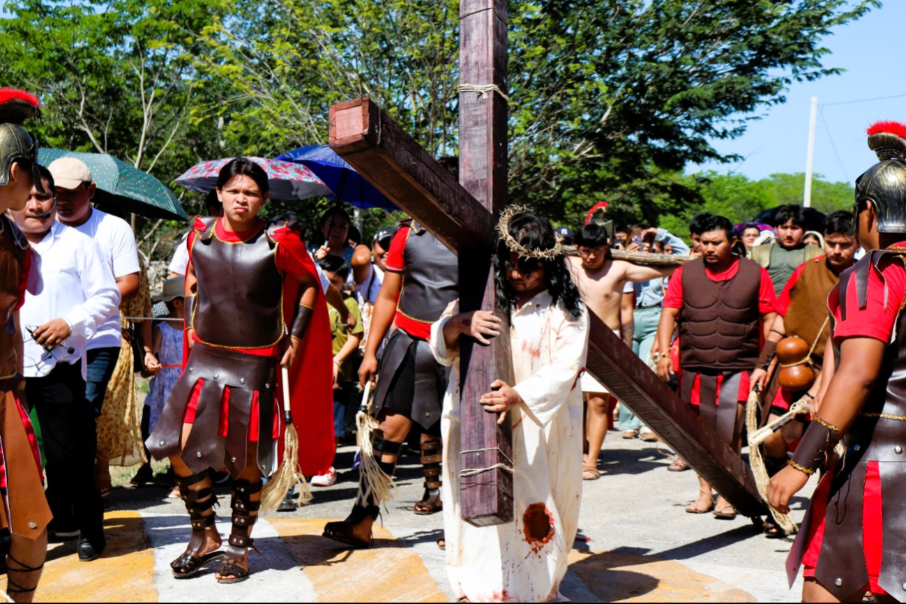 Viacrucis viviente 2026 en Nunkiní