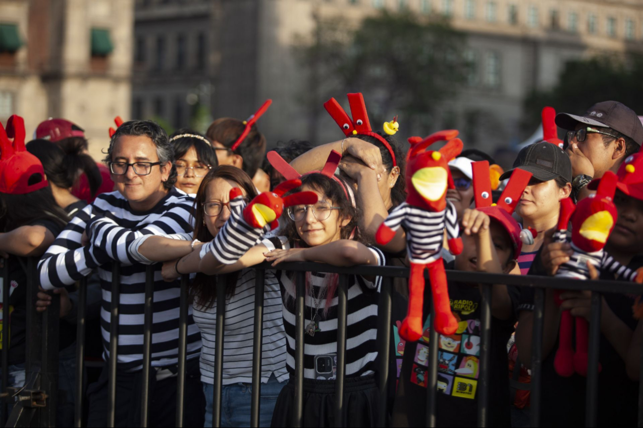 Desde  muy temprano comenzaron a llegar los fans de las marionetas