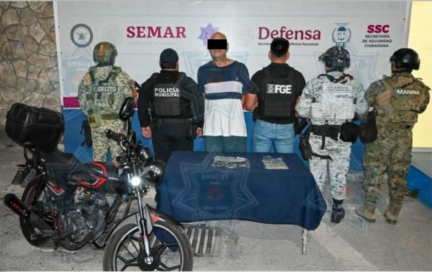 El hombre fue detenido con posesión de sustancias ilícitas