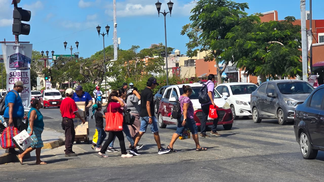 Persisten lluvias ligeras a moderadas en Campeche.