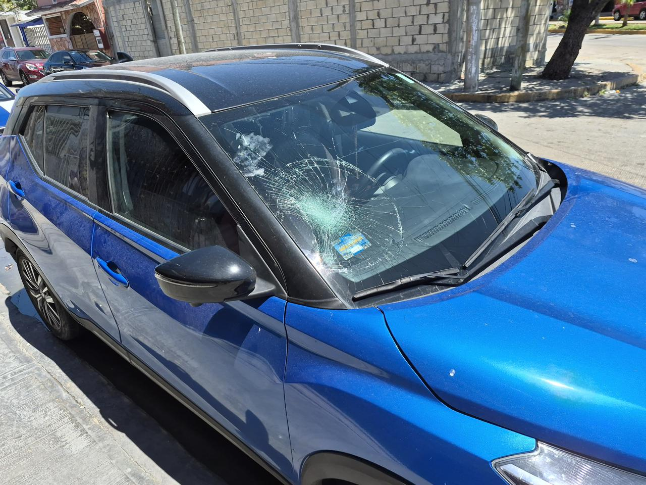 Percance vial en colonia Benito Juárez moviliza a paramédicos y Tránsito