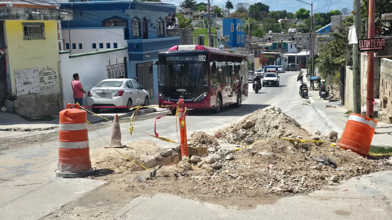 Vecinos denuncian afectaciones por retraso en obra hidráulica en Campeche