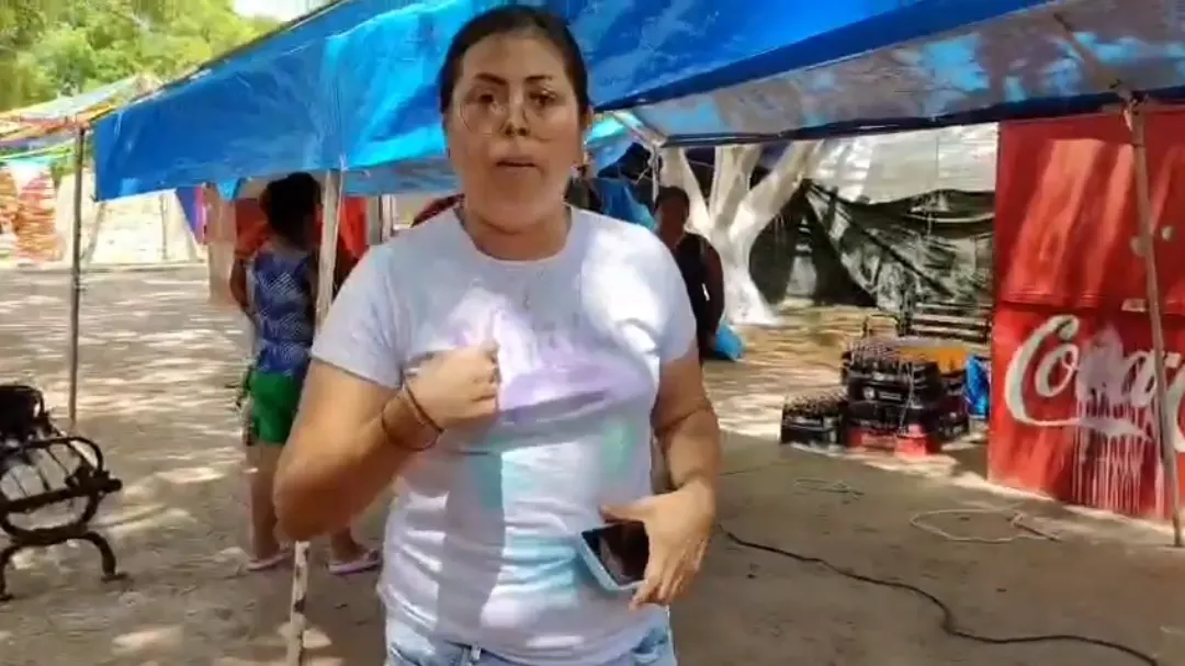 Una mujer fue agredida durante el conflicto.