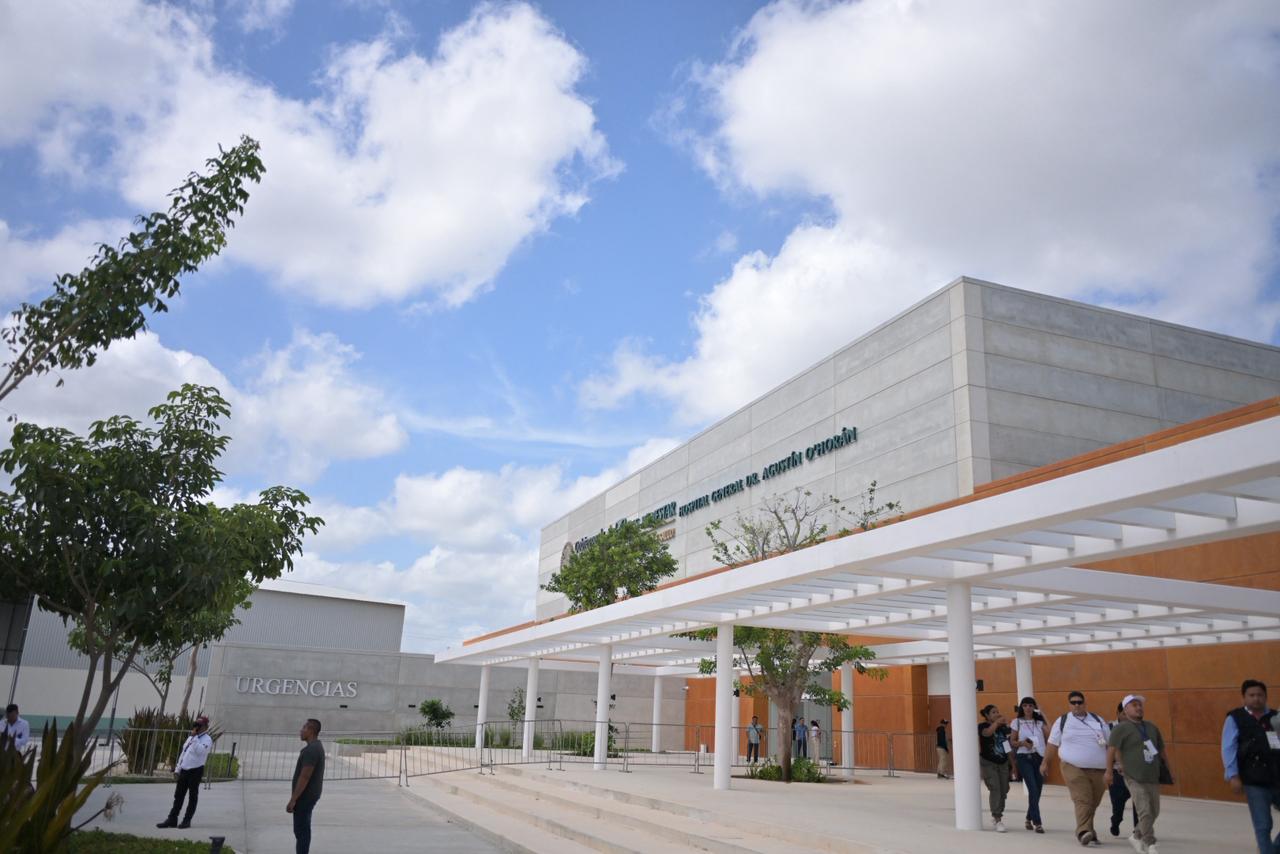 Luego de tres años de trabajos, este domingo 17 de mayo se inaugura oficialmente el Hospital Agustín O'Horán de Mérida, considerado el más grande del Sureste y de Centroamérica.