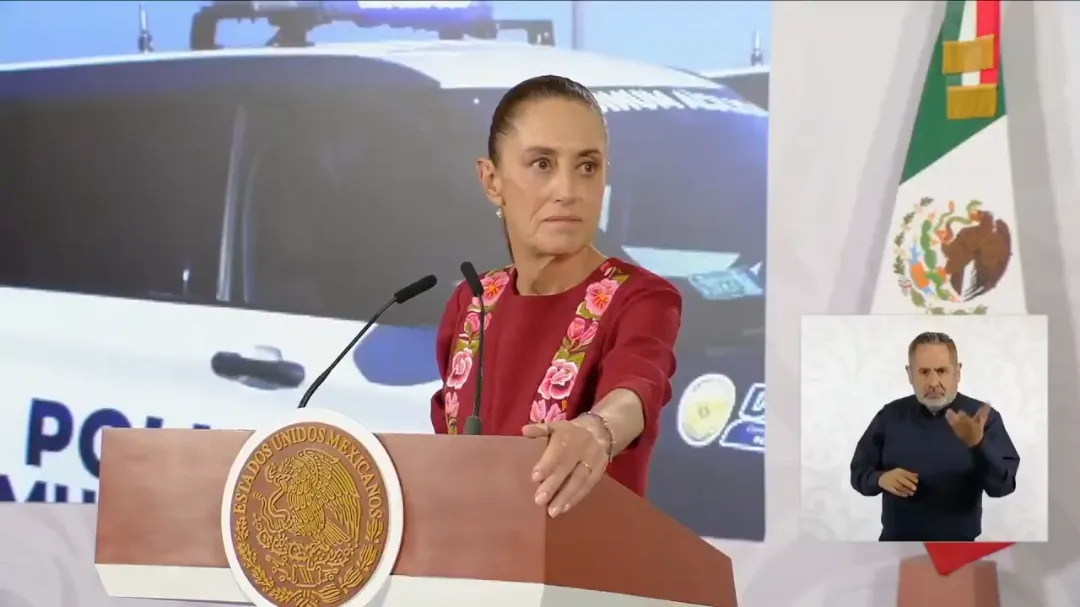 “Yo prefiero Chihuahua que Nueva York”: Sheinbaum critica símbolos extranjeros en patrullas