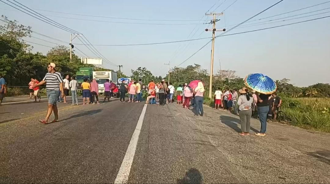 También demandan oportunidades laborales para pobladores de la comunidad.
