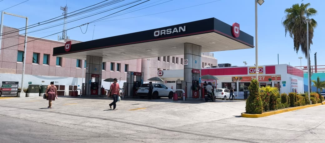 Comercios reportan una caída adicional del 30% en ventas y servicios durante 2026.