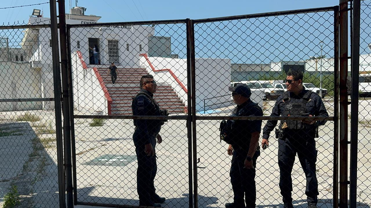 Presunto motín habría sido protagonizado por más de 100 internos.