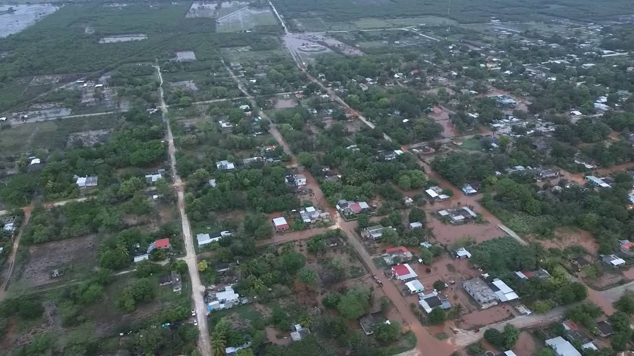 Colonias y comunidades en zonas bajas deben mantenerse en alerta.