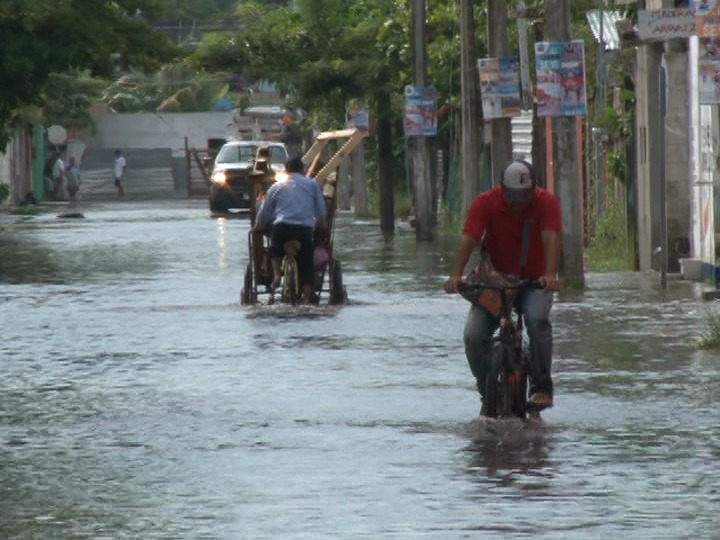 Protección Civil mantiene vigilancia permanente durante la temporada de lluvias.
