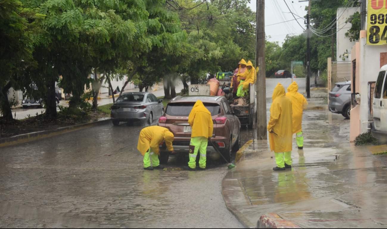 También podría haber perjuicios en las vialidades, pasos a desnivel y zonas con áreas bajas