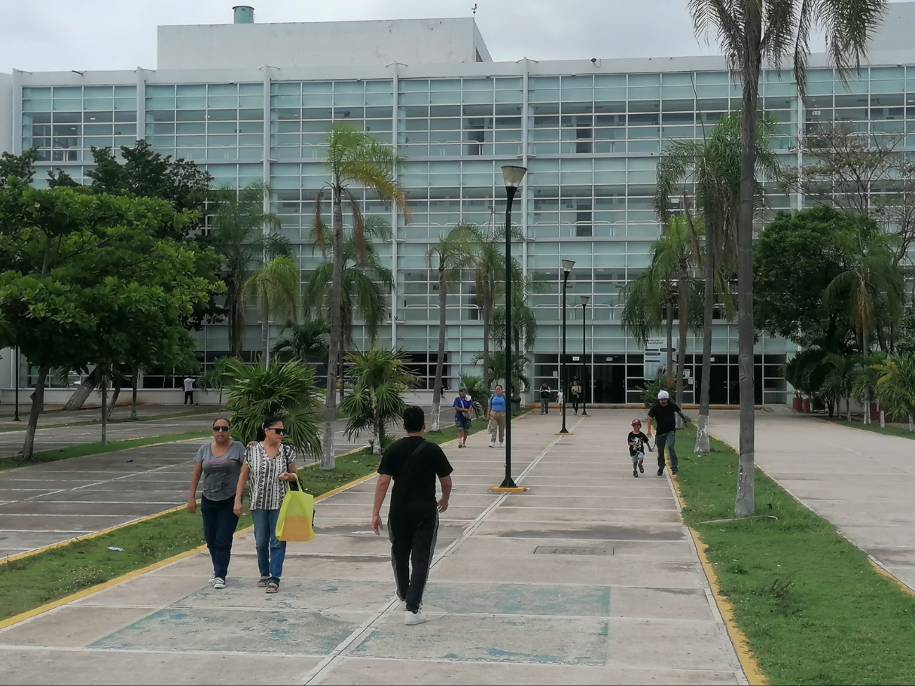 Familiares de pacientes afirmaron que conseguir este recurso se vuelve una odisea.