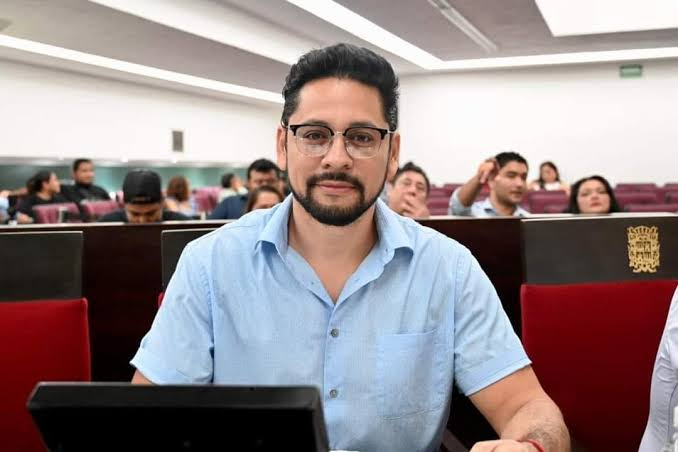 El diputado local Daher Antonio Puch Rivera informó que entre 30 y 40 empresarios locales mantienen la confianza en que Pemex liquide de manera gradual sus deudas pendientes.