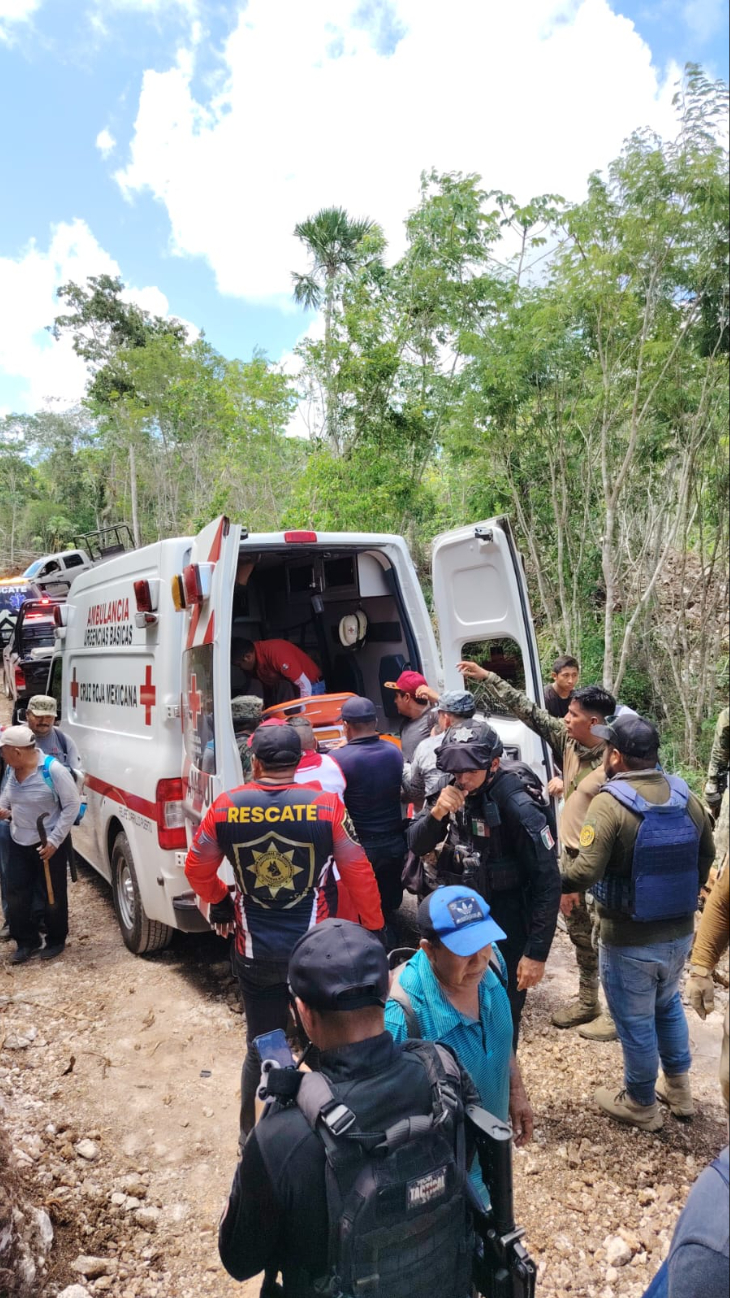 El humo de una fogata ayudó a que las brigadas y el helicóptero de apoyo ubicaran el punto donde se encontraba el adulto mayor.