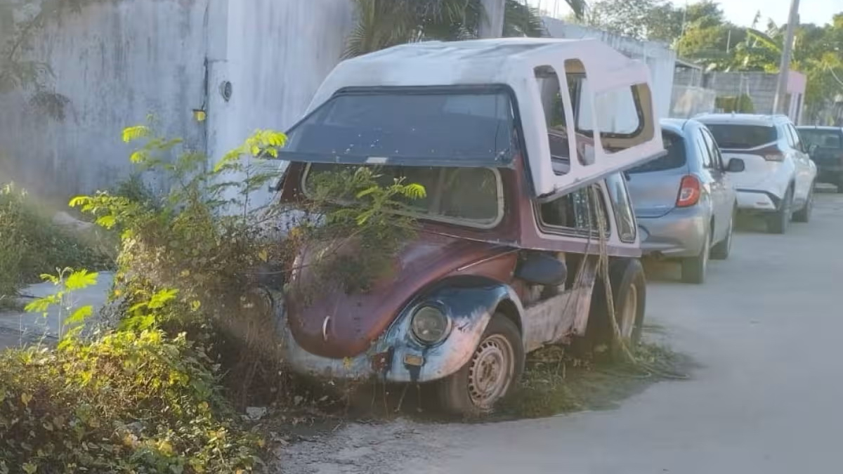 “Limpian” calles de autos abandonados en Mérida