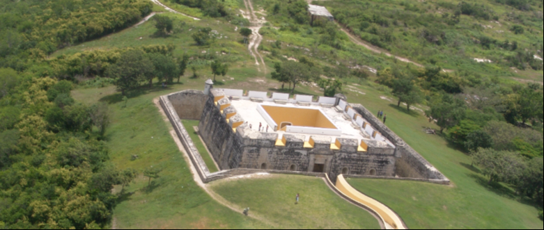 El Fuerte de San José El Alto mantiene cerradas algunas áreas históricas por motivos de conservación y seguridad.