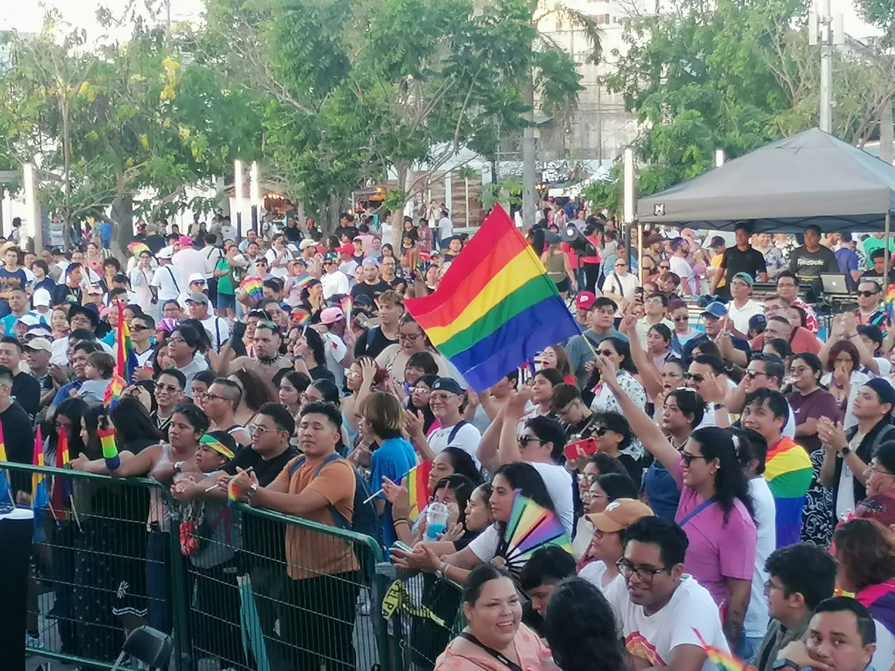 Marcha del orgullo y la diversidad LGTB+ reunió hasta 2500 personas este 2026