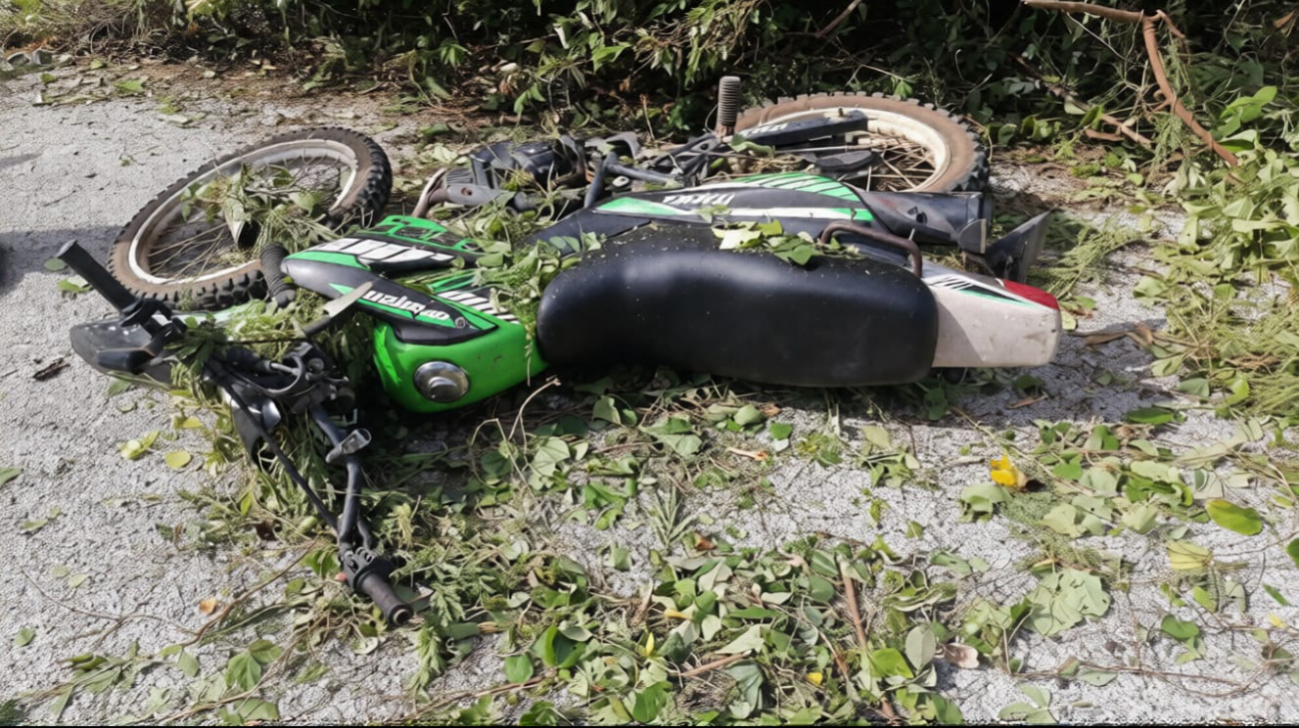 Motociclista muere tras derrapar en carretera rumbo a Miguel Colorado, Champotón