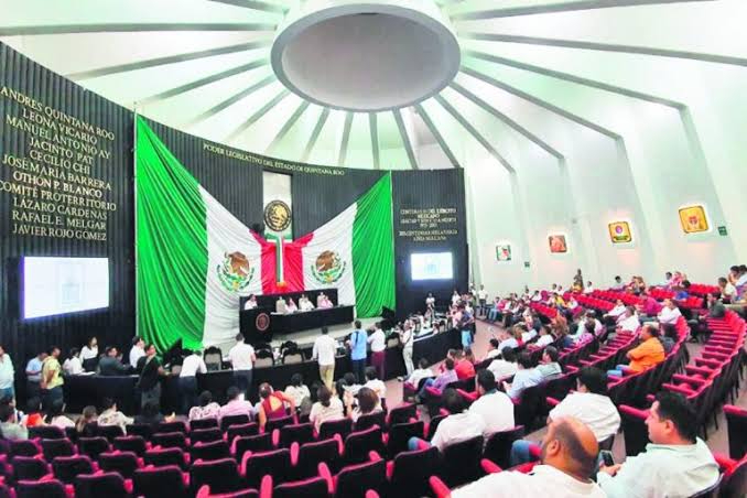 Al exdiputado se le señala por proteger intereses de exfuncionarios