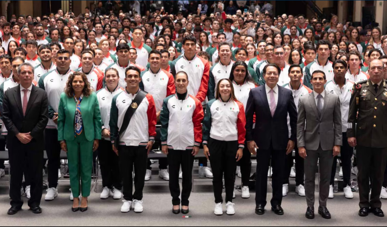 Claudia Sheinbaum y los atletas mexicanos