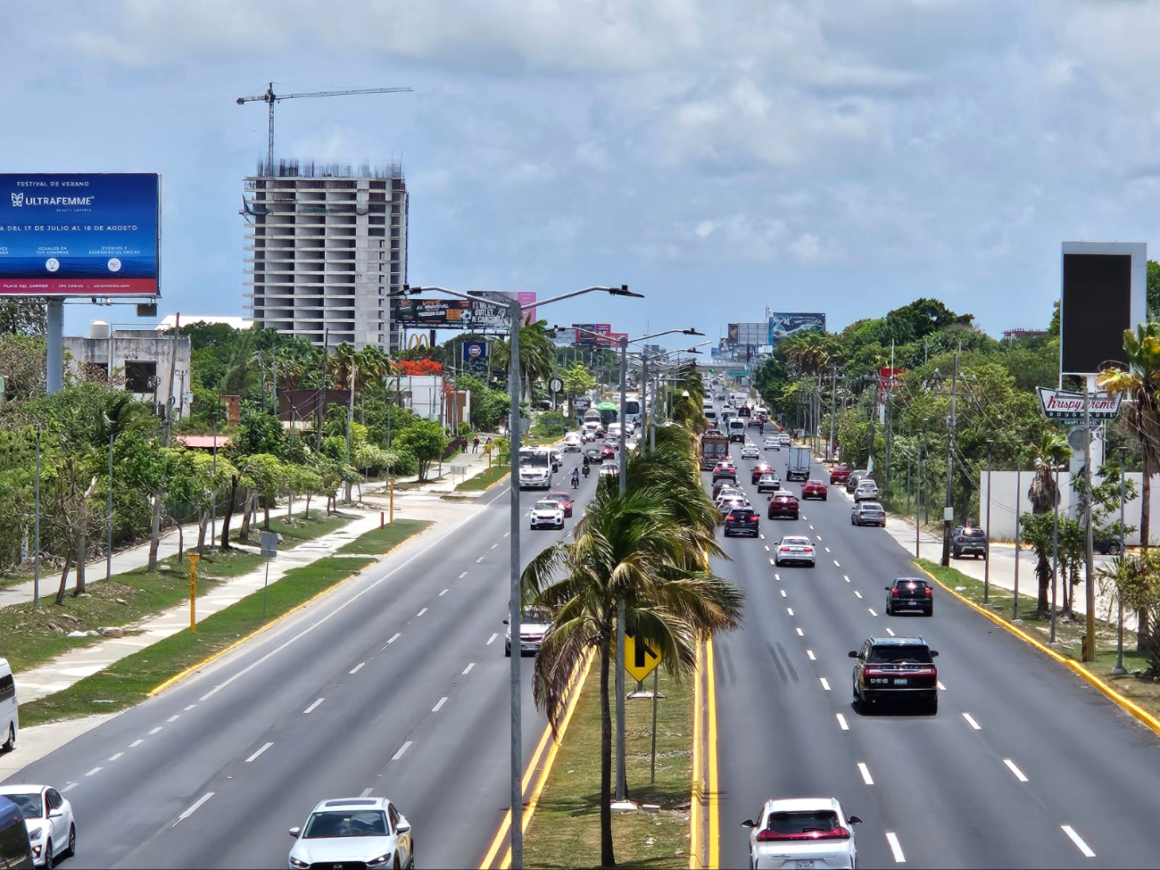 En administraciones anteriores llegaron a disponer de 18 automotores para las carreteras de Quintana Roo